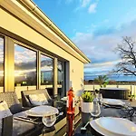 Penthouse Mit Outdoor-sauna & Pool