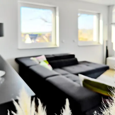 Apartamento Penthouse-Wohnung Naehe Hannover Messe - Mit Sauna Und Whirlpool *