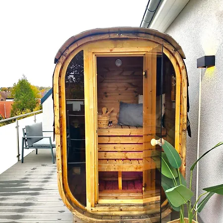 Exklusives Penthouse Mit Outdoor Sauna Und Whirlpool In Wunschtemperatur דירה